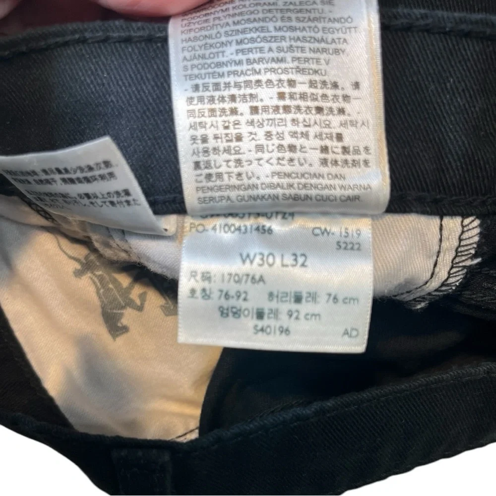 Levi's Black Slim Jeans Sleek and Versatile - Picture 4 of 5